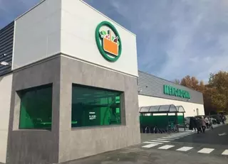Mercadona reabre en Las Rozas con su nuevo modelo de supermercado 