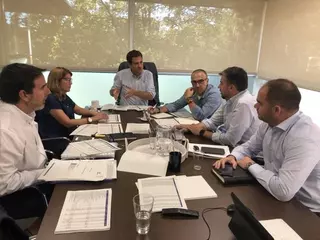 Acuerdo entre el Gobierno municipal (PP) y VOX para la aprobación de los presupuestos de 2020 con más de 140 millones de euros