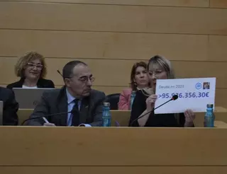 Unidas por Las Rozas denuncia las “trampas contables” de PP-Vox: vender suelo público y endeudar el ayuntamiento