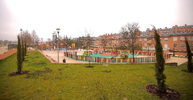 Finaliza la remodelación del parque Castilllo de Atienza