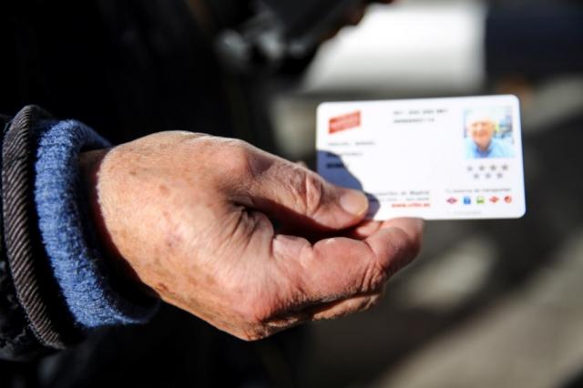 El abono transporte anual será gratuito para todos los mayores de Las Rozas en 2021