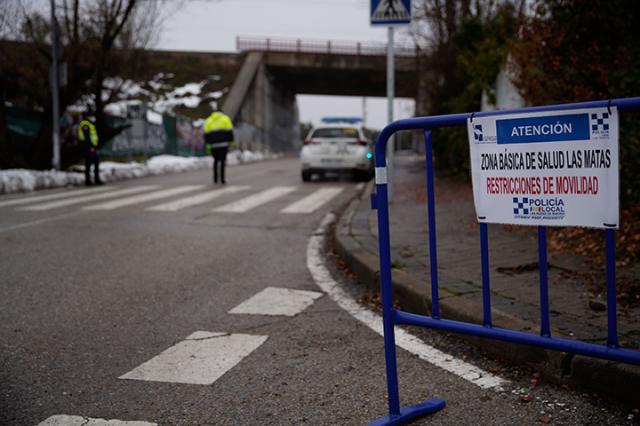 La Policía Local de Las Rozas refuerza la vigilancia ante la subida de contagios por COVID