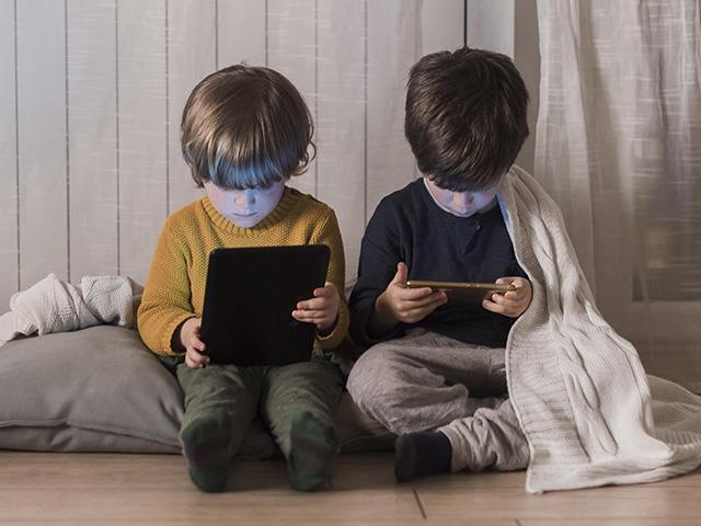 Las Rozas fomentará el uso responsable de las redes sociales en la infancia y la adolescencia