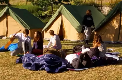 Los jóvenes roceños de entre 13 y 17 años ya se pueden preinscribir para los campamentos municipales de este verano