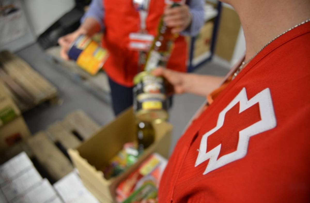 Cruz Roja distribuye 1,38 millones de kilos de alimentos a 95.065 personas vulnerables de la Comunidad de Madrid 