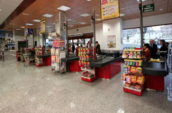 Una nueva cadena de supermercados abre en Las Rozas