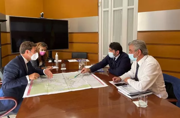 La Comunidad de Madrid y el Ayuntamiento de Las Rozas acuerdan mejorar la movilidad en la localidad