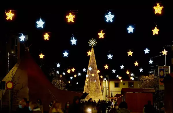 Arranca la Programación de Navidad 2021 en Las Rozas: Tiovivo, Tobogán de hielo, Hinchables, Circo, Casa de la Navidad y mucho más