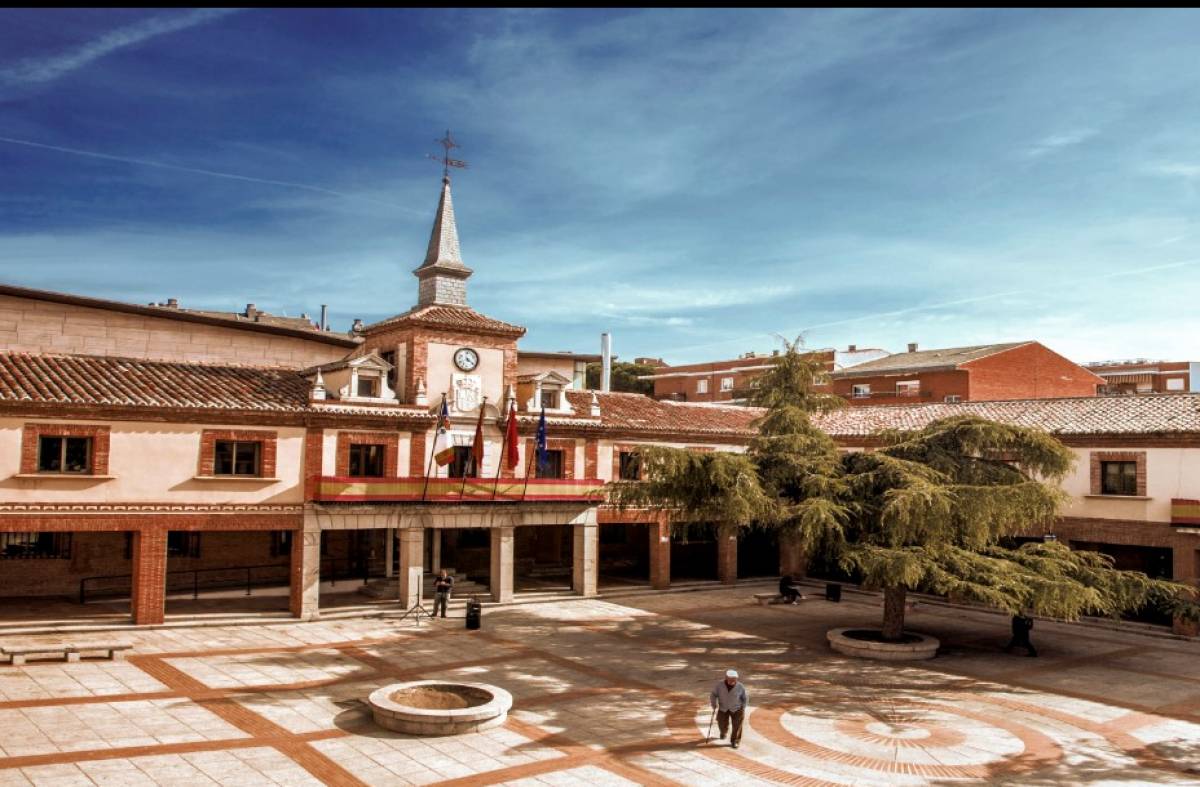 Unidas por Las Rozas pide que la celebración del 8-M y la lectura del manifiesto se realice en la plaza del Ayuntamiento