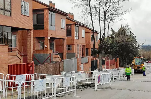 En marcha la renovación de la acometida de suministro de agua en la calle Encinar