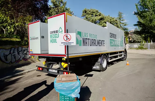 Las Rozas pone en funcionamiento los centros móviles de reciclaje