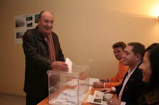 Bonifacio De Santiago, reelegido presidente del Partido Populas de Las Rozas