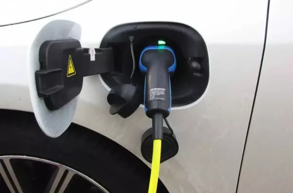 Los aparcamientos municipales de Las Rozas contarán con 41 cargadores para vehículos eléctricos