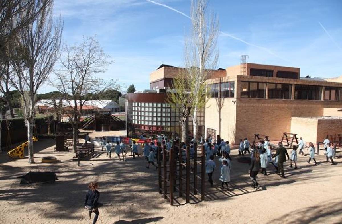 Avanzado Comerciante hidrógeno Un colegio privado de Las Rozas, un concertado y dos públicos entre los 100  mejores de España - Noticias en Las Rozas