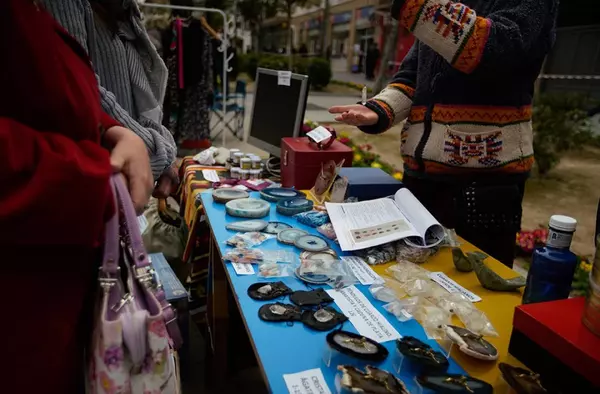 MERCADILLOS: 'Mercadillo Vecinal de Segunda Mano' de Las Rozas