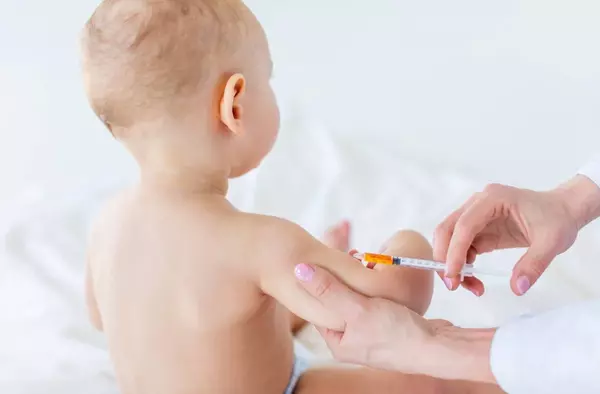 La Comunidad de Madrid comenzará a vacunar frente a la bronquiolitis a partir de octubre