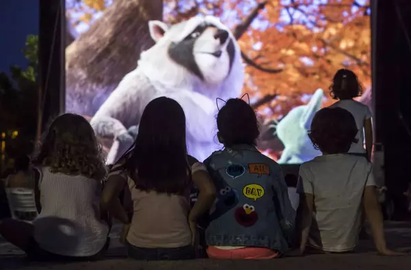 Arranca la programación de 'Veranísimos Las Rozas' con el cine al aire libre y la música en vivo como protagonistas