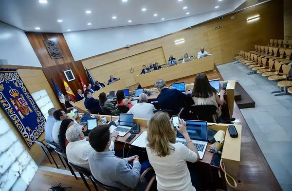 Las Rozas aprueba una nueva ordenanza que simplifica y moderniza trámites administrativos para los vecinos