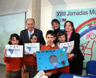 Alumnos del Gredos-San Diego ganan el II Concurso de Carteles por la Igualdad