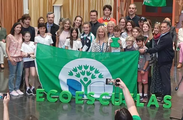Dos nuevos centros escolares de Las Rozas se incorporan a la Red de Ecoescuelas y siete renuevan sus Banderas Verdes