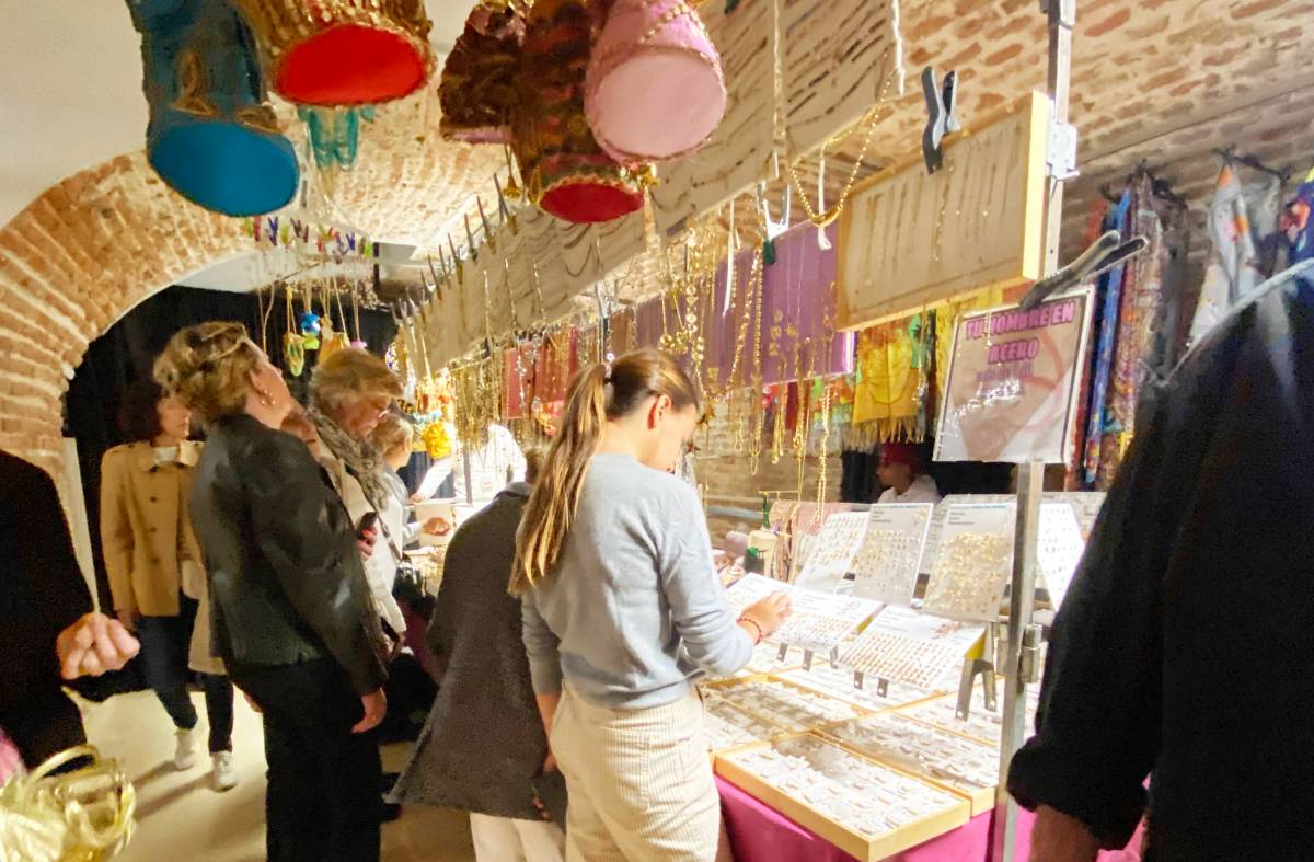 Abre el Pop up con los mejores puestos del Mercadillo de Majadahonda en el centro de Madrid: todos los detalles