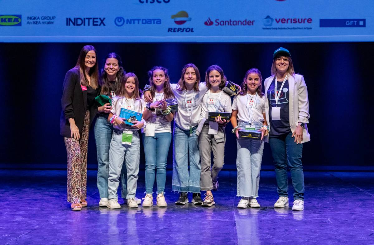 Tres equipos de Las Rozas participaron en la fase final regional del concurso internacional Technovation Girls