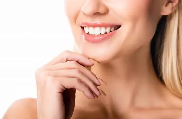 Cómo eliminar el sarro de los dientes y mejorar tu salud bucal