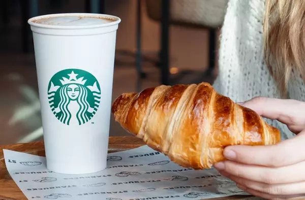 Starbucks inaugura nuevo establecimiento en Las Rozas y lo celebra con regalos, promociones y un objetivo solidario 