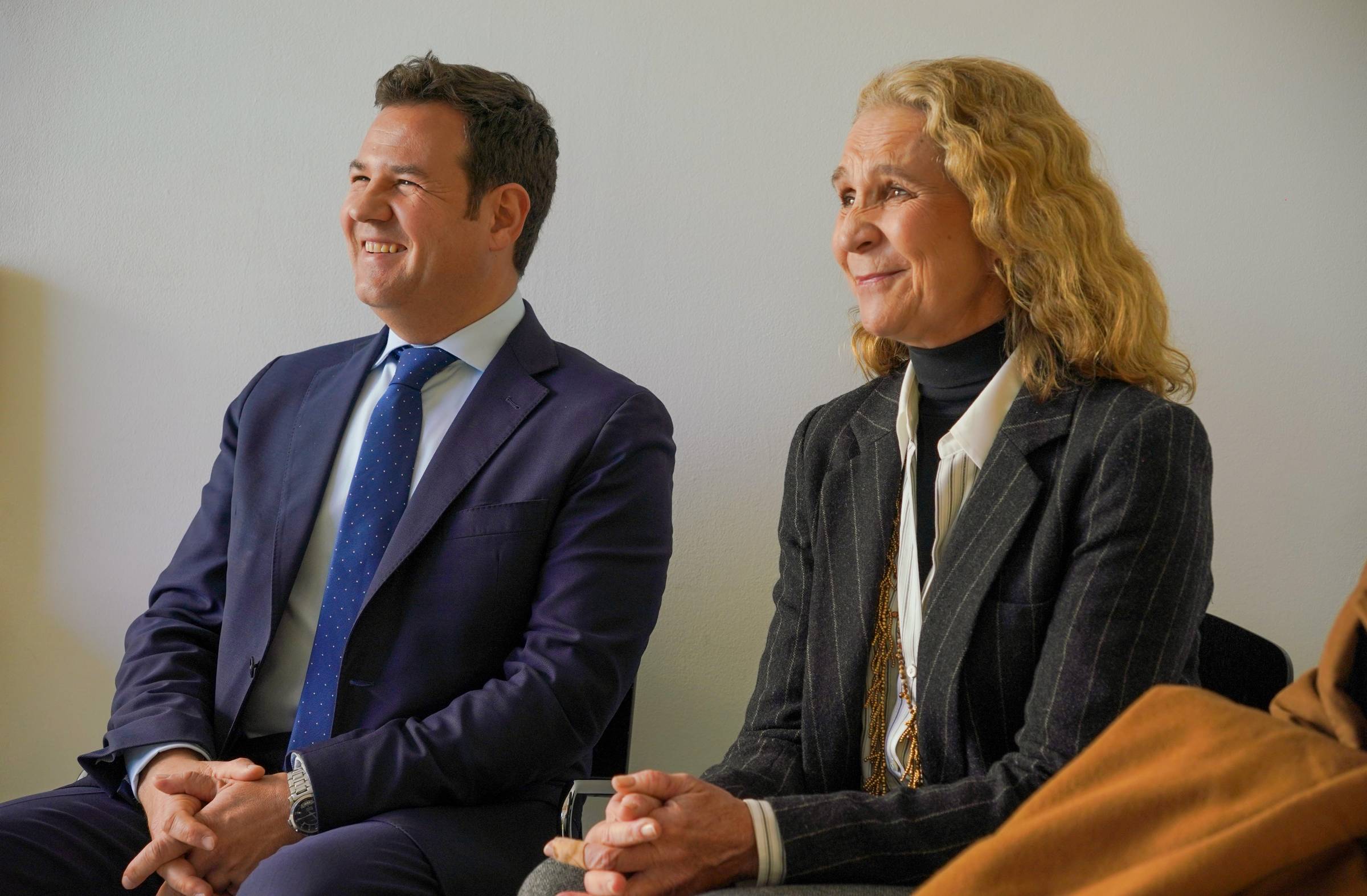 La Infanta Doña Elena visita la Fundación SYEI en Las Rozas