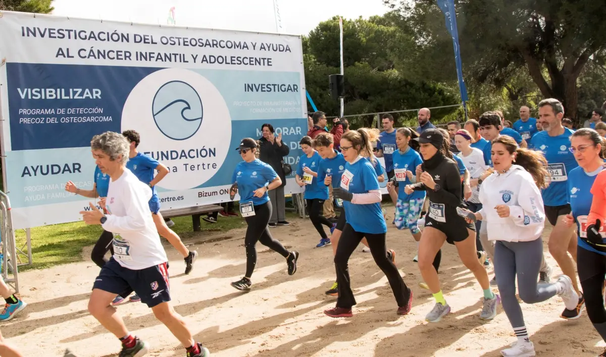 Las Rozas visibiliza la lucha contra el osteosarcoma infantil en la III Carrera Solidaria de la Fundación Elena Tertre