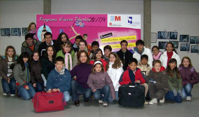 Los alumnos roceños becados por el programa Nuevos talentos ya están en el campamento de inglés