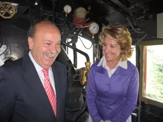 La presidenta de Madrid inaugura el Museo del Ferrocarril del barrio de Las Matas