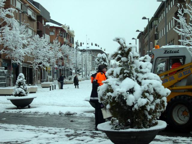 La nieve causa problemas en Las Rozas y toda la zona noroeste