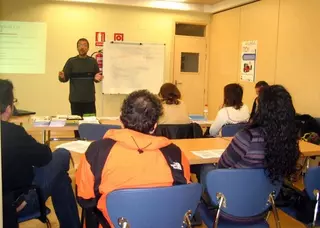 Las Rozas previene el consumo de alcohol al volante a través de las autoescuelas