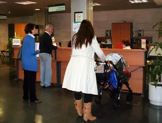 Empleados municipales aprenden a manejar situaciones de conflicto en su trabajo