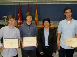 Tres alumnos roceños ganan la VIII Olimpiada de Biología de la Comunidad de Madrid