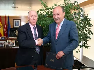 Las Rozas firma un convenio con Aldeas Infantiles SOS a favor de menores roceños