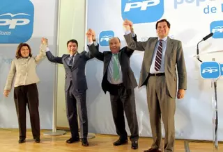José Ignacio Fernández Rubio ha presentado su candidatura a la Alcaldía de las Rozas por el Partido Popular arropado por cientos de afiliados,
simpatizantes y vecinos del municipio