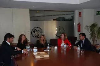 José Ignacio Fernández Rubio se reúne con los responsables de Las Rozas Village
