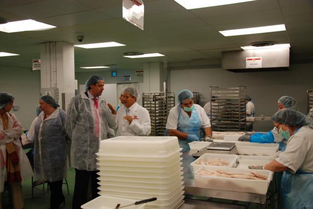 José Ignacio Fernández Rubio visita varios proyectos de integración de personas con discapacidad

