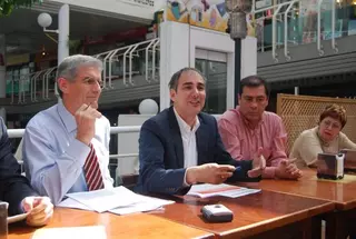 Las Rozas necesita un centro de especialidades y un diálogo continuado con la Comuidad de Madrid, matizó Miguel Ángel Ferrero