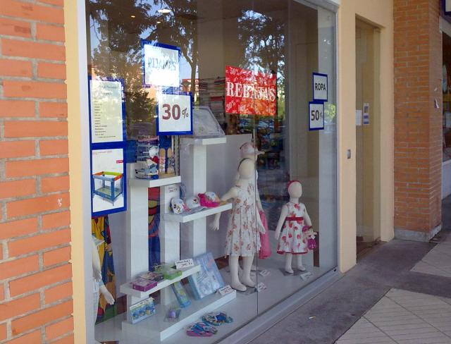 Consejos de la Oficina del Consumidor para evitar problemas en las rebajas de verano