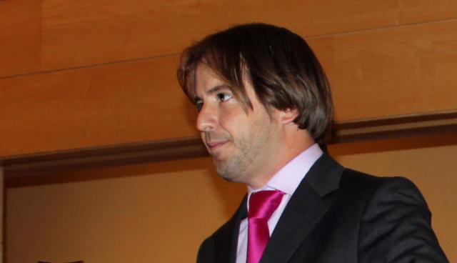 UPyD de Las Rozas solicita a Fernández Rubio que demuestre austeridad, reduciendo de ocho a uno el número de tenientes de alcalde