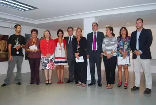 Estefanía Borbath, ganadora del Premio Extraordinario José Prat de la XVIII Edición de este Certamen de pintura con la obra Venecia