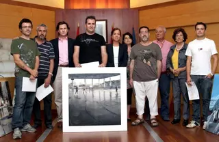 El Ayuntamiento expone los cuadros ganadores del VII Concurso de Pintura Rápida de la EMGV
