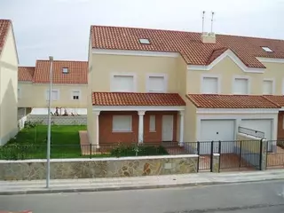 Precioso chalet pareado. De 35