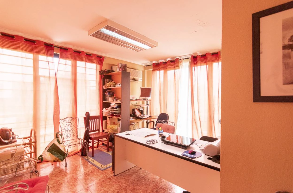 Local en venta con opcion cambio de uso